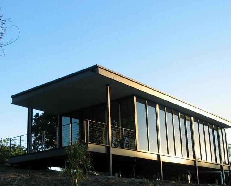 Glass On Glasshouse Glass House Mountains Exterior photo